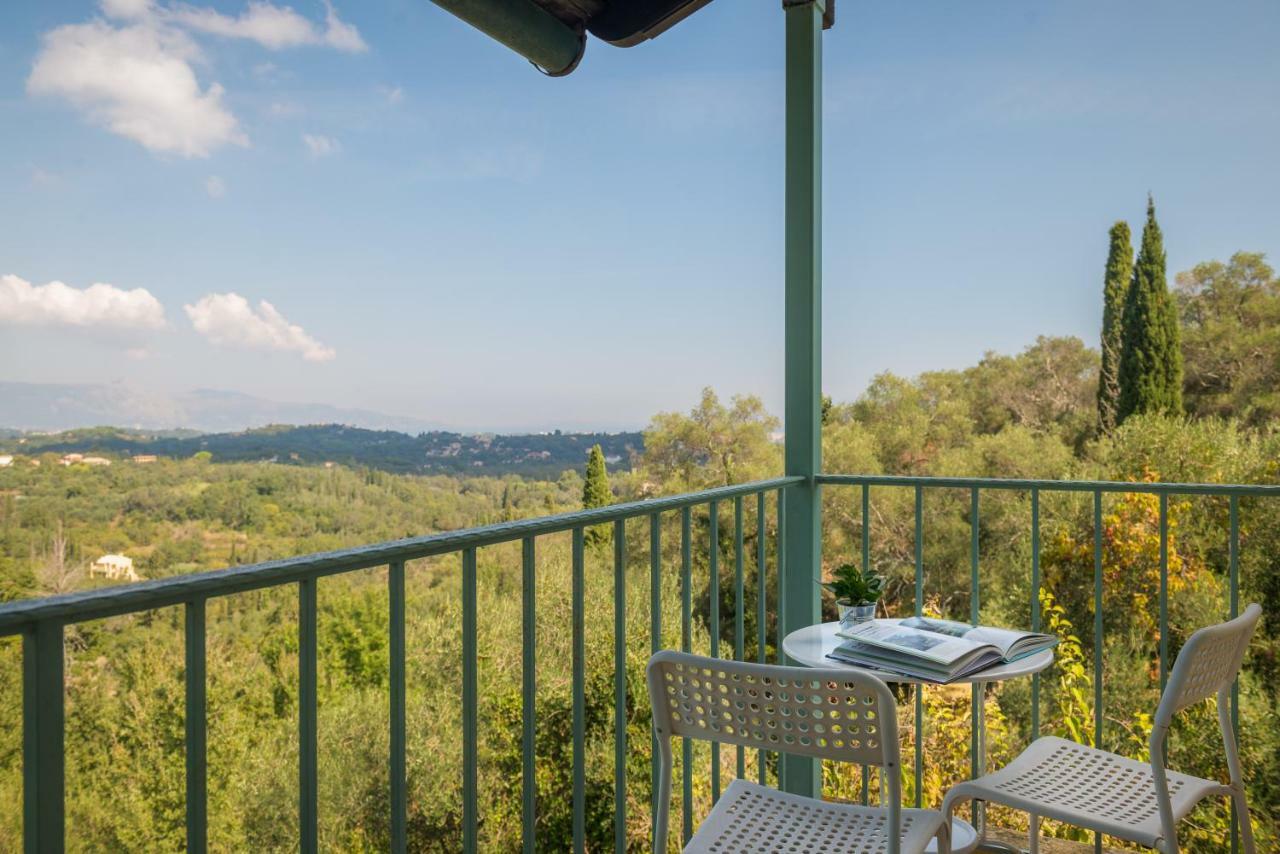 Villa Eythimia Sinarádes Exteriör bild