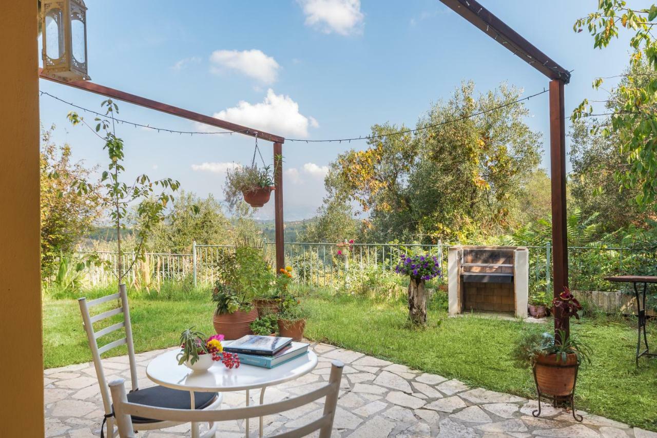 Villa Eythimia Sinarádes Exteriör bild